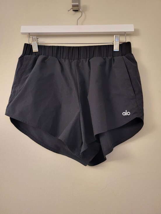 ALO Yoga Pants - ALO Yoga Women's Black Athletic Shorts